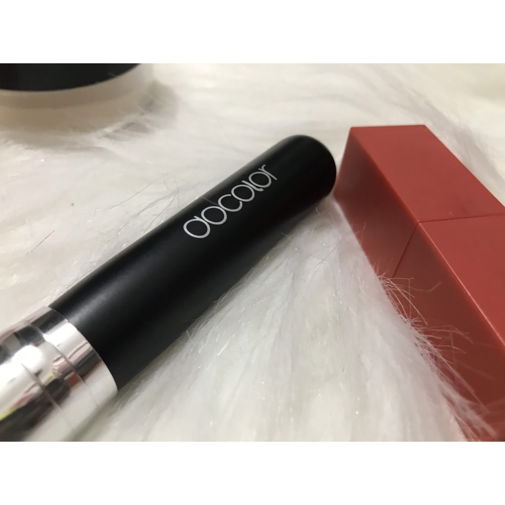 Cọ Trang Điểm Nền Docolor (Cọ Trắng Đen)