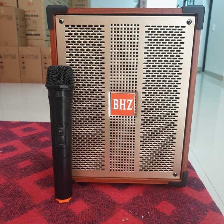 Loa karaoke mini hát cực hay, nhỏ gọn, công suât lớn dễ vận chuyển. hàng chất lượng cao, lưu điện bình ắc quy