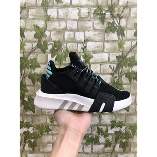 Giày thể thao eqt đen thổ cẩm