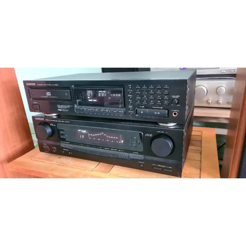 Bộ đôi ampli stereo và đầu CD kenwood có chỉnh EQ