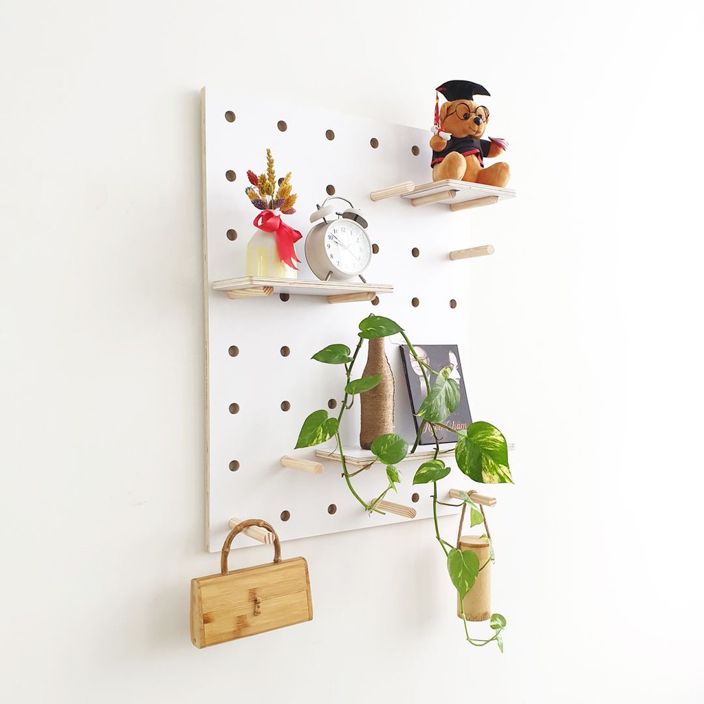 Bảng Gỗ Đục Lỗ SMLIFE Pegboard WP1 - Combo Bảng Trang Trí Bằng Gỗ Plywood Phủ Laminate Cao Cấp Cho Không Gian Lãng Mạn