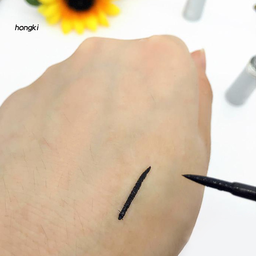 Bút kẻ mắt dạng lỏng màu đen quyến rũ lâu trôi
 | BigBuy360 - bigbuy360.vn