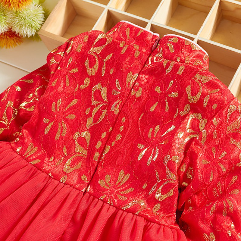 Đầm dài tay thêu hoa dễ thương cho bé gái