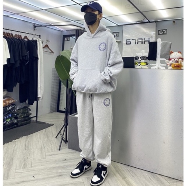 Áo khoát Smile phom boxy