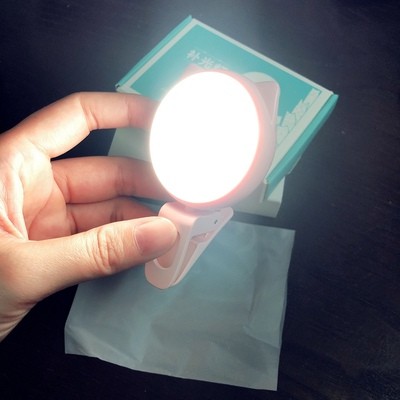 Đèn selfie chụp ảnh kẹp điện thoại Jisulife BL02 - Đèn led 9 mức sáng - Hỗ trợ chụp ảnh, livestream trong tối | BigBuy360 - bigbuy360.vn