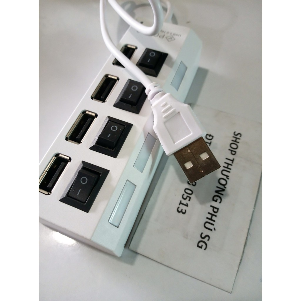 Bộ chia cổng USB: Hub USB 2.0 chia 1 ra 4 Port - Dạng ổ cắm điện có công tắc riêng