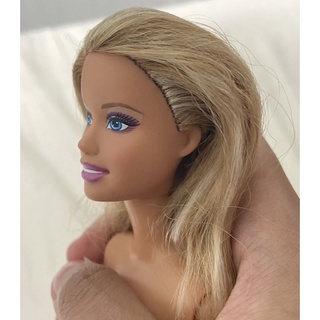 Đầu búp bê Barbie