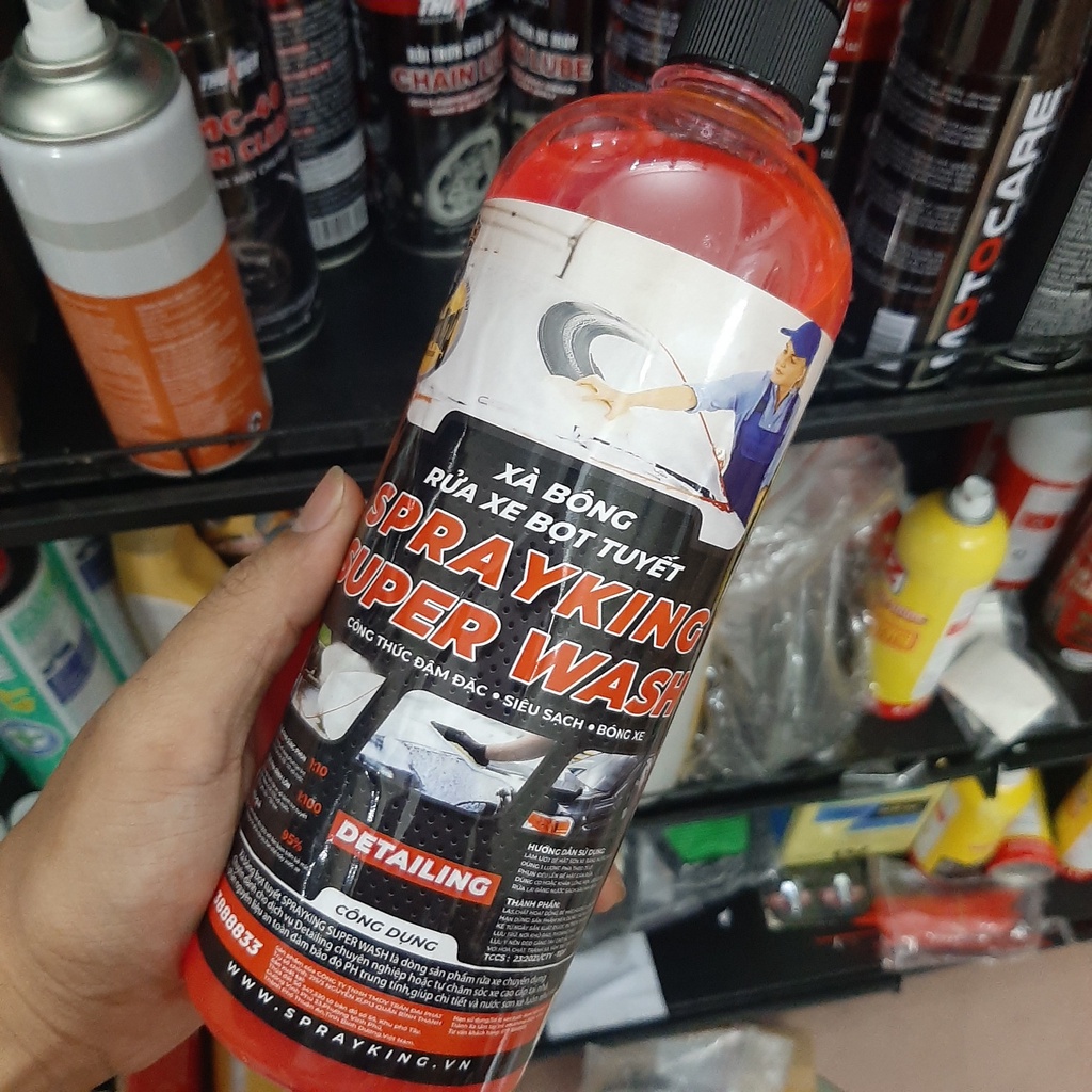 Xà bông rửa xe bọt tuyết, nước rửa xe Sprayking Super Wash 1 Lít kèm bao tay rửa xe 2 mặt