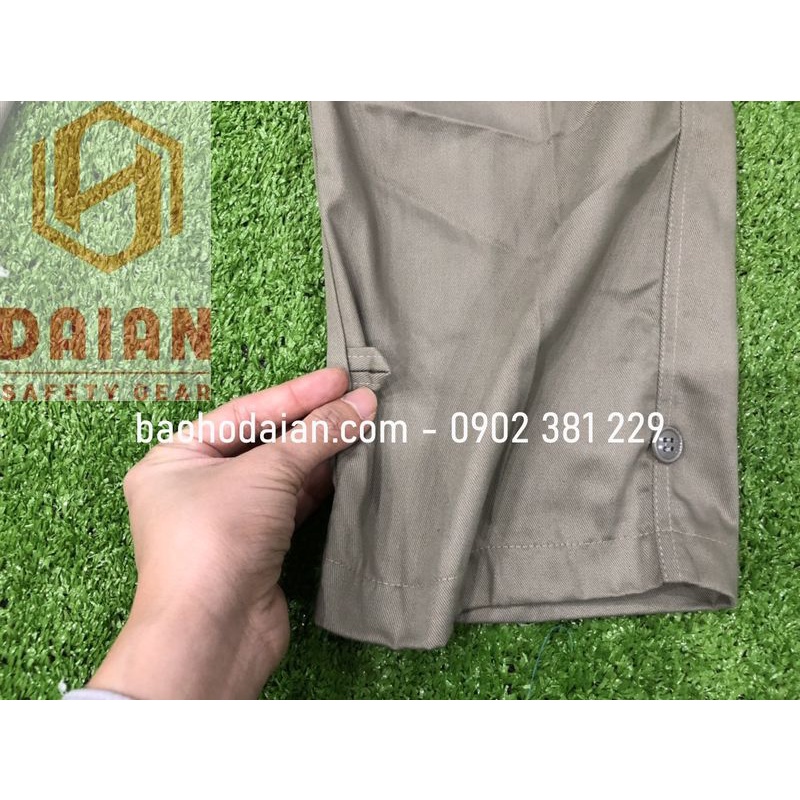 Quần áo bảo hộ lao động vải kaki 31 túi hộp màu ghi đất phối đỏ - M12