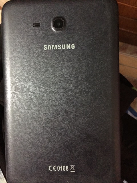 Máy tính bảng Samsung tab 3 có wifi 3G