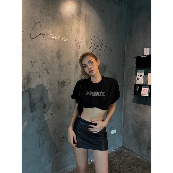 Áo thun đen đính đá tay lỡ Private Black Mentalboss