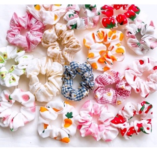 Cột tóc vải Scrunchies Xinh Xắn Dành Cho Nữ