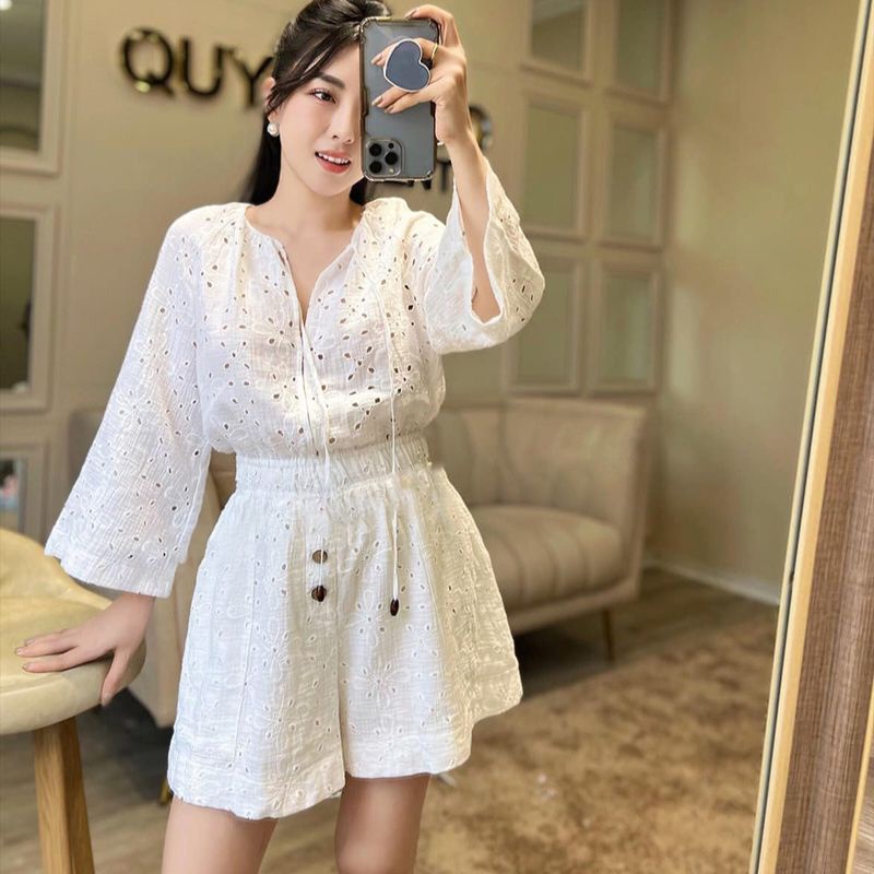Jumpsuit ZR thêu đục lỗ