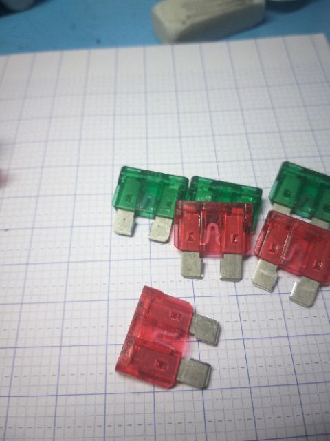 50 cái  cầu  chì  nhật