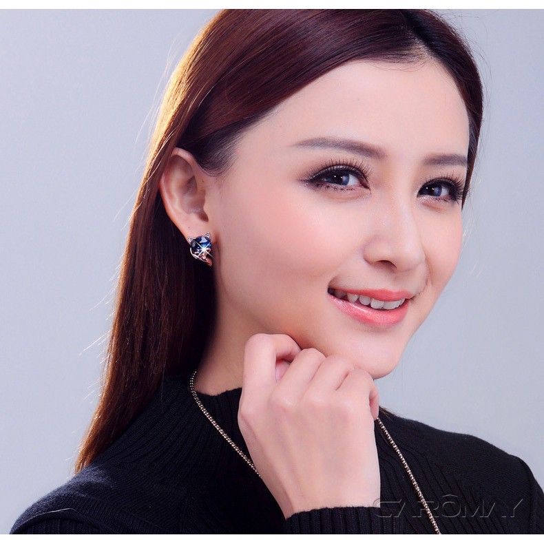 Khuyên Tai Hình Cáo Đính Đá Phong Cách Hàn Quốc Dành Cho Nữ