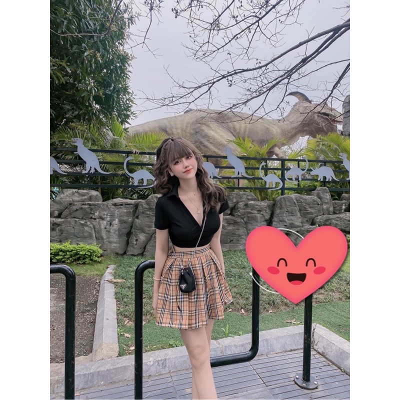 [Rẻ Vô Địch] Sét áo crt thun gân cổ bẻ mix chân váy kẻ bbr xếp ly  Chất thun gân mềm đep giãn 4c cv kẻ thô mềm