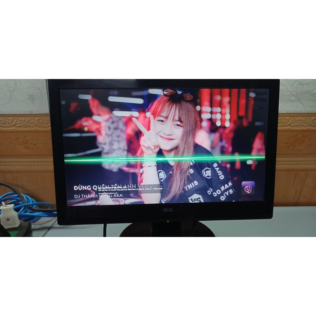 Màn hình máy tính 15 inch hình chữ nhật | BigBuy360 - bigbuy360.vn