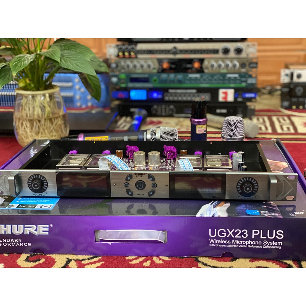 (Xả Hàng) Mic không dây Shure UGX 23plus 4 râu.Hàng loại 1