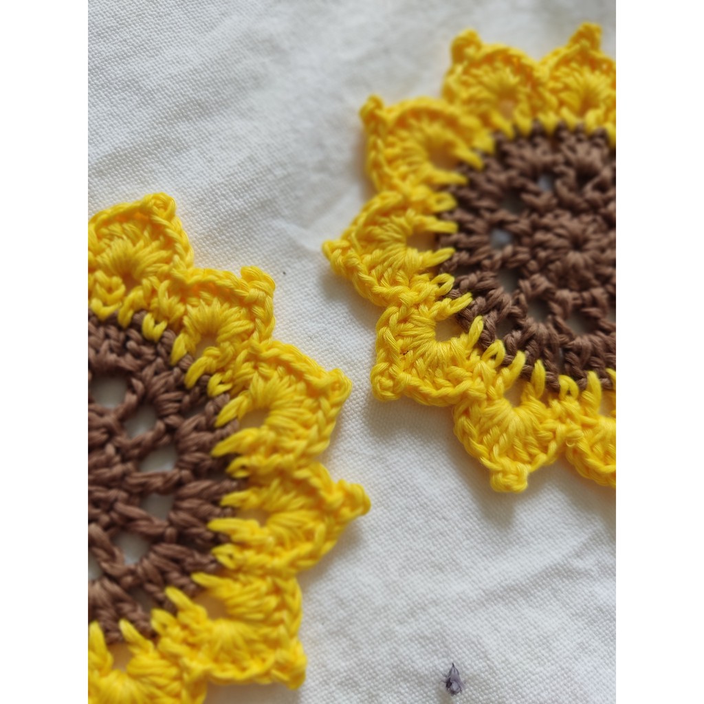 Đế lót cốc, miếng lót ly thấm nước hoa hướng dương handmade từ vải len cực xinh xắn