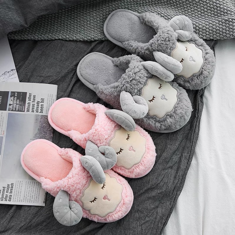 Dép lông mang trong nhà