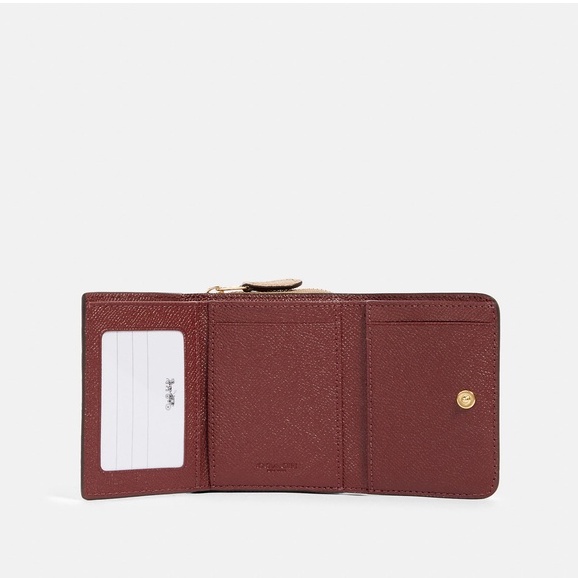 Túi xách / Bóp / Ví hàng hiệu COACH - Small Trifold Wallet 37968