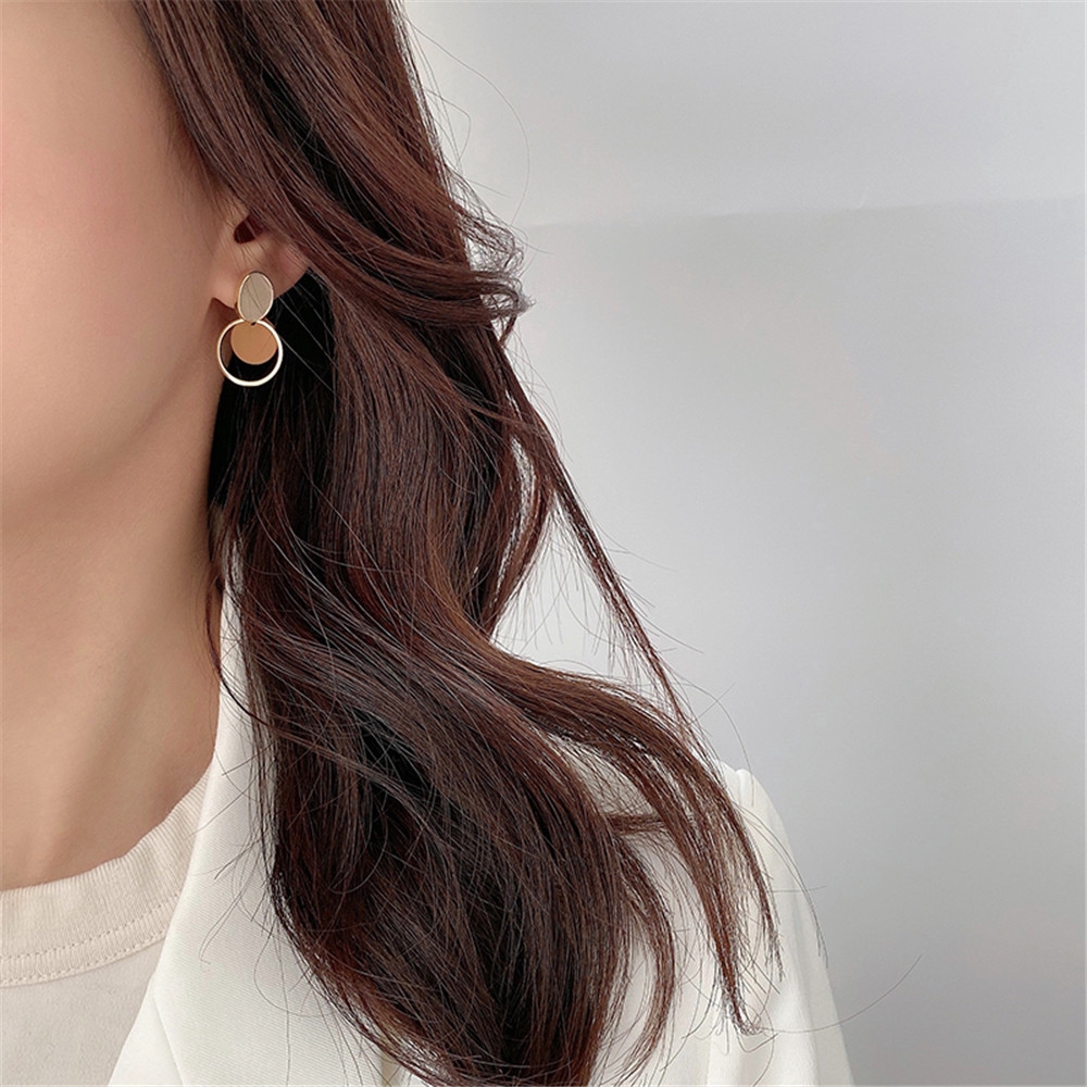 Khuyên Tai Nữ Trang Dáng Dài Tạo Hình Độc Đáo