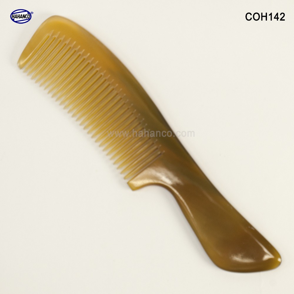 Lược sừng xuất Nhật (Size: L - 19cm) Lược chuôi vát mẫu thông dụng - COH142- Horn Comb of HAHANCO - Chăm sóc tóc