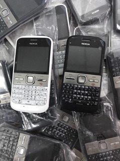 Điện thoại Nokia E5-00 QWERTY WIFI