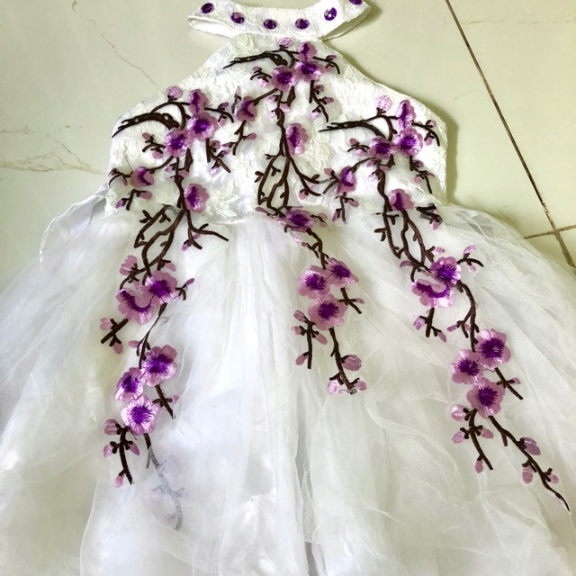 Đầm bé (Đỗ Quỳnh)