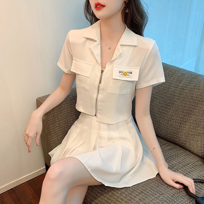 Set Áo Khoác Tay Ngắn + Chân Váy Xếp Ly Thời Trang Hè 2022 Mới Mẻ Trẻ Trung Cho Nữ