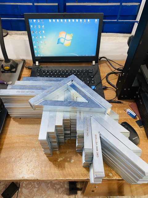 Bộ ke góc 45 vs 90.