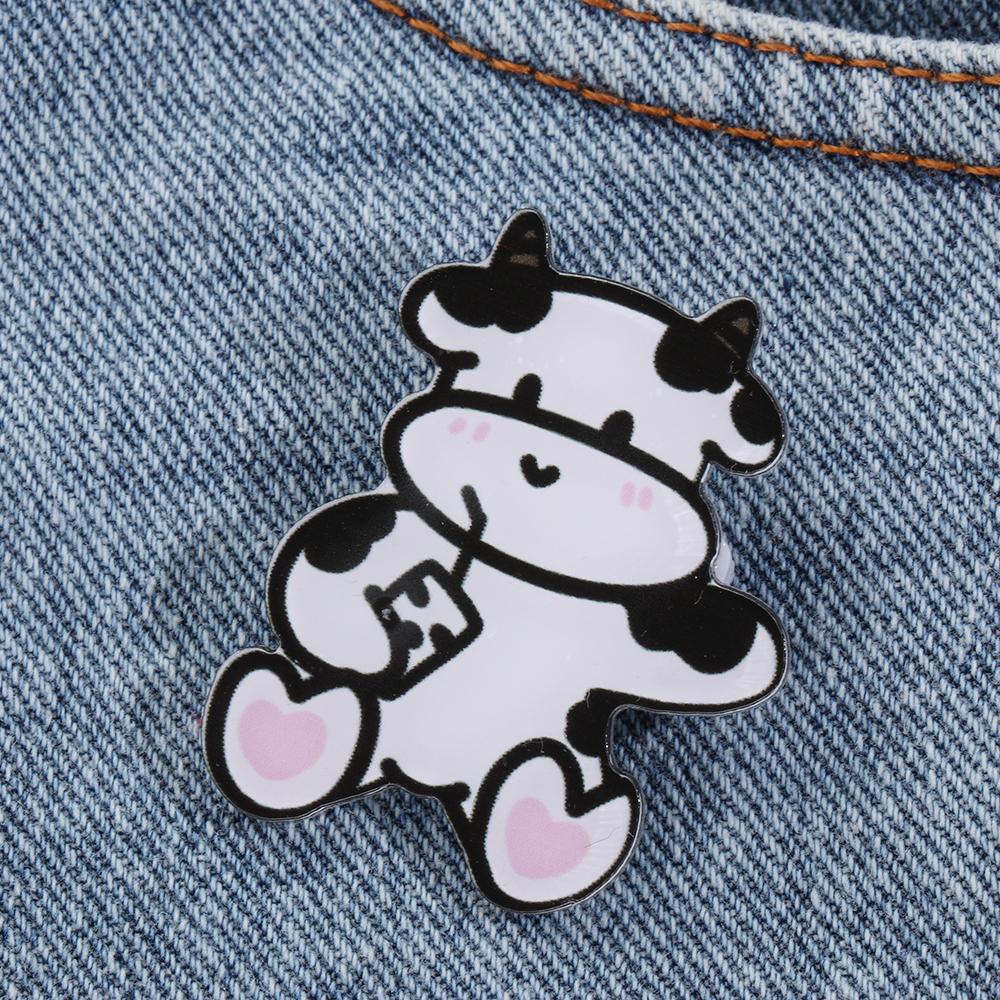 ESPO Huy Hiệu Cài Áo Hình Bò Sữa Chống Ánh Sáng