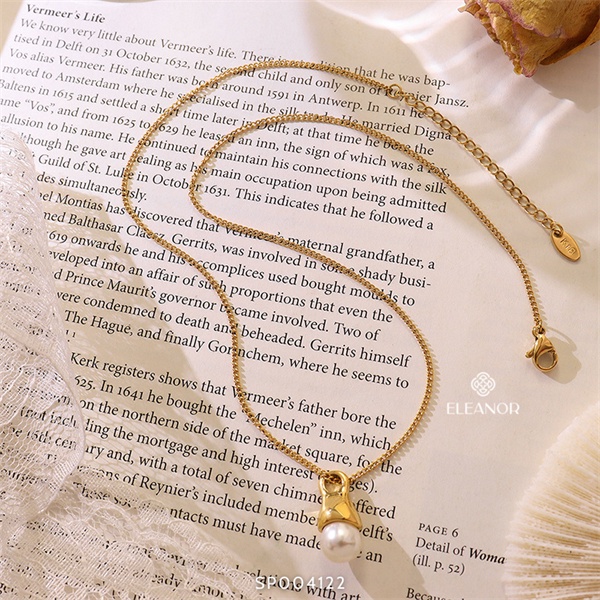 Dây chuyền nữ Eleanor Accessories vòng cổ nữ titan gắn ngọc trai nhân tạo phụ kiện trang sức quý phái sang trọng