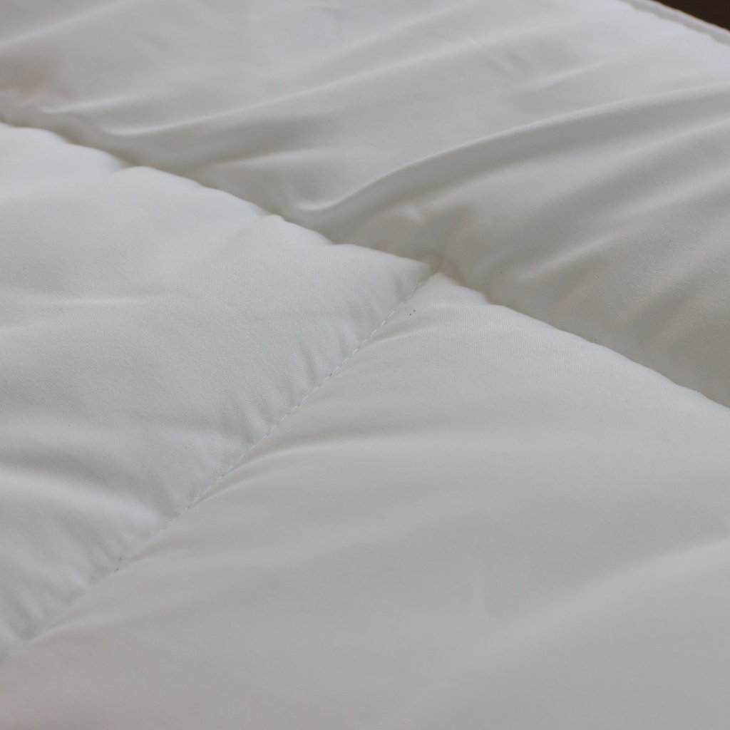 Topper nệm K-Bedding By Everon chất liệu microfiber, dày 5cm Giao màu ngẫu nhiên