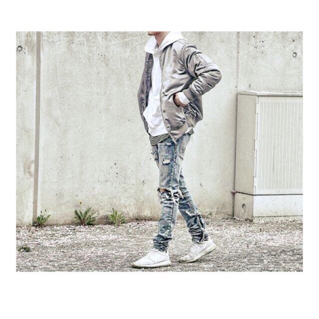 Quần jeans hàng đẹp có khóa zips