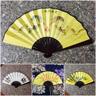 Quạt xếp cầm tay cổ trang tranh thuỷ mặc 26x48cm