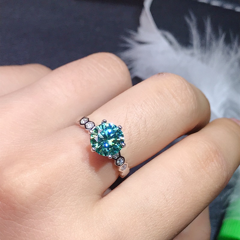 Nhẫn Hình Tổ Ong Đính Đá Xanh Da Trời-1