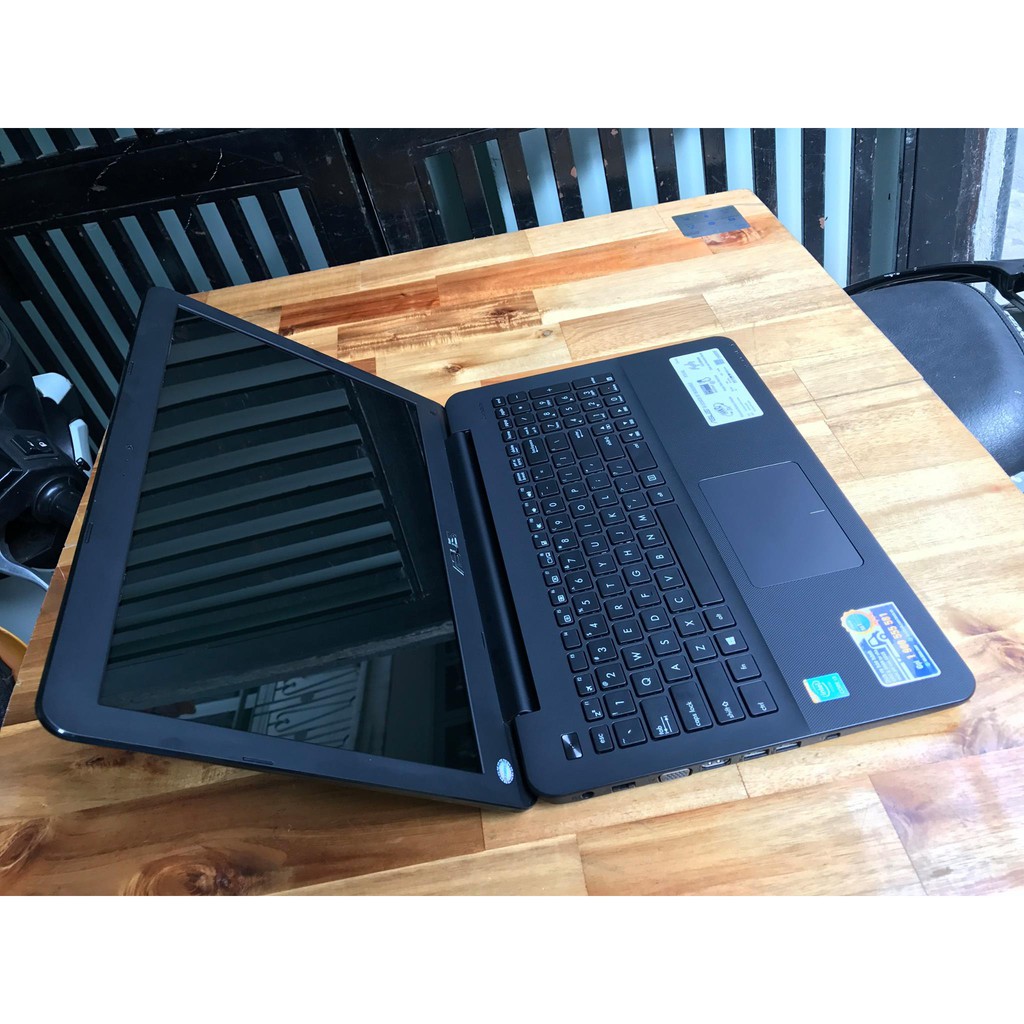 Laptop Asus X555L, i5 5200u, 4G, 500G, R5-M230, 15,6in