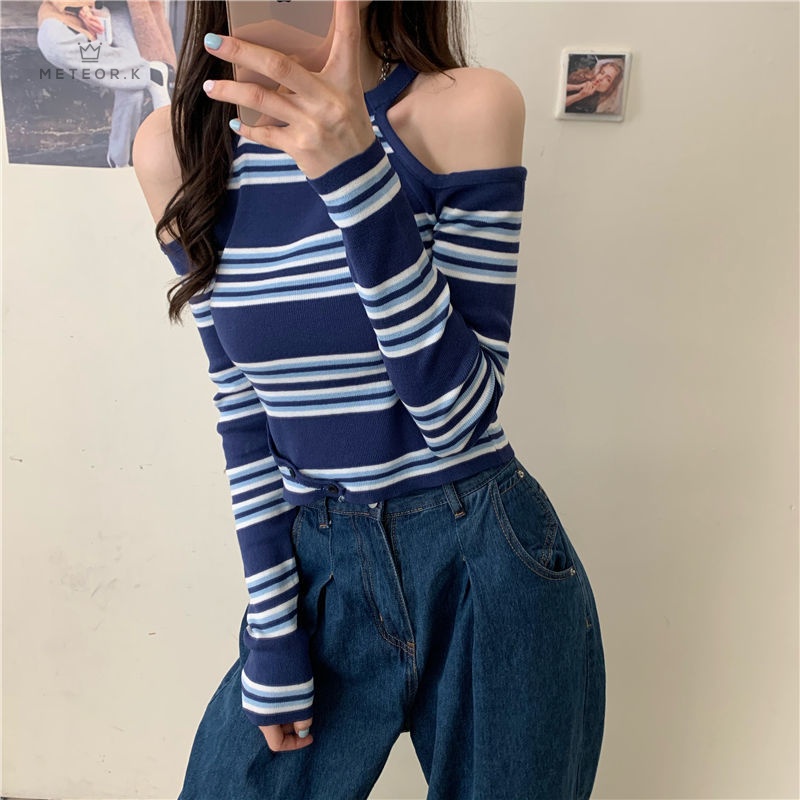 Áo sweater trễ vai dài tay kẻ sọc mới cho nữ