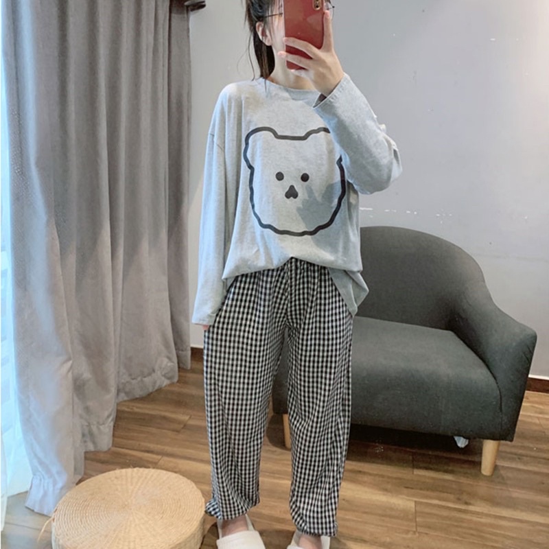 Bộ ngủ, bộ mặc ở nhà thun cotton hoạ tiết gấu, quần bo ống jogger kẻ caro - shopbelinh