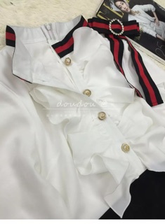 Đầm xoè tay dài Lưu Diệc Phi qccc