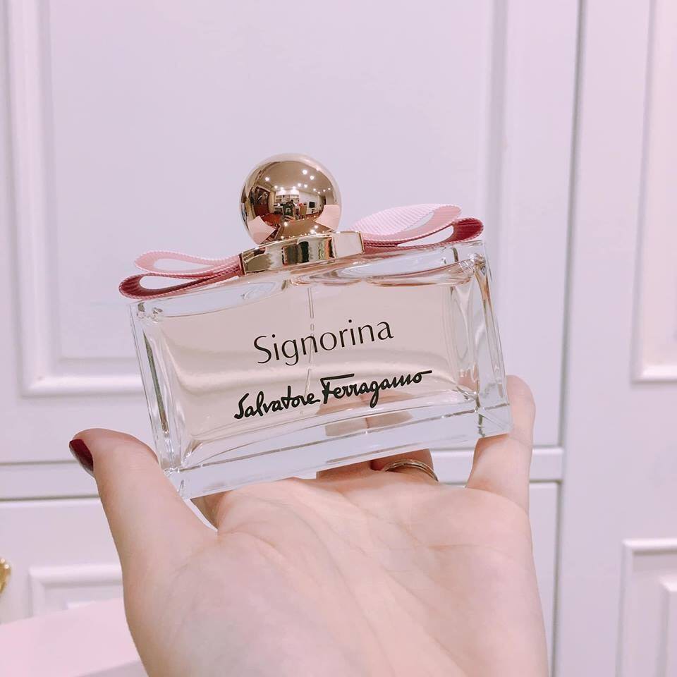 Nước hoa dùng thử Salvatore Ferragamo Signorina In Fiore