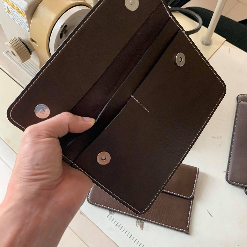 Ví da đựng giấy tờ xe ô tô, đựng đăng kiểm đủ logo hãng xe - Bóp đựng giấy tờ xe hơi có logo các dòng xe