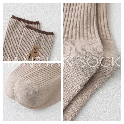 Tất nữ  vớ nữ cổ cao Cotton thêu hình gấu mới  dành cho nữ sinh