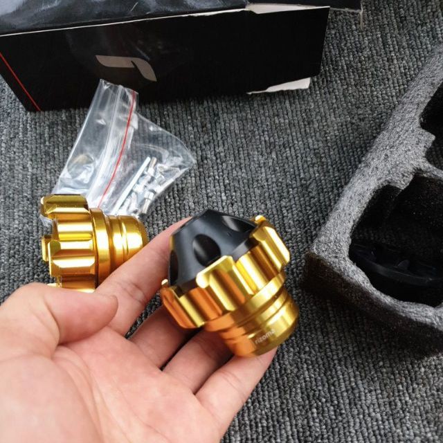 Giảm giá [Giá 1 đôi] Gù chống đổ trước bông.Nhôm nguyên khối CNC shop cuongtoshiro