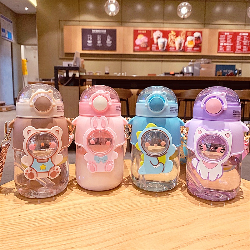 Bình Nước Nhựa 720Ml Họa Tiết Hoạt Hình Dễ Thương Cho Bé