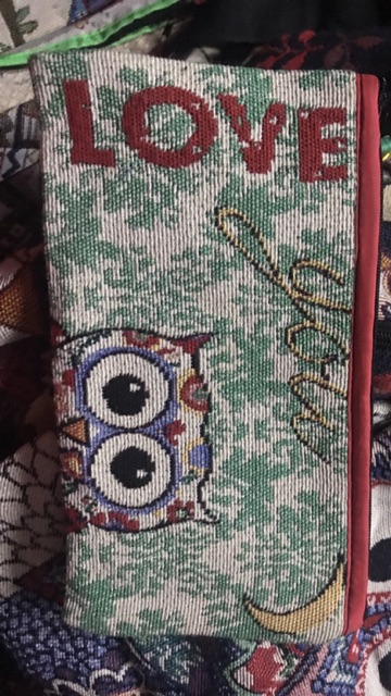 Ví sò to thổ cẩm