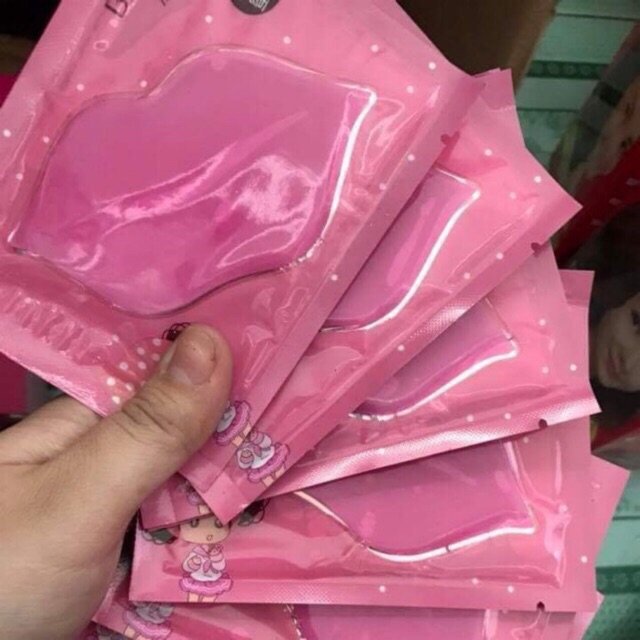 Mặt nạ dưỡng môi