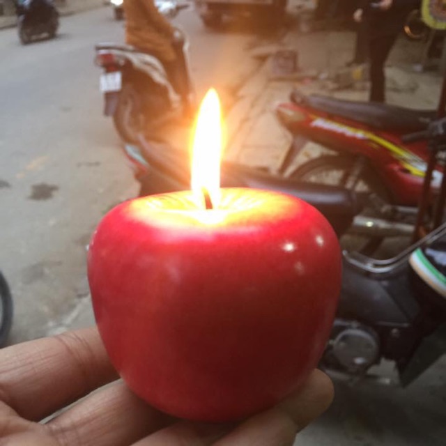 Cobom 42 nến táo
