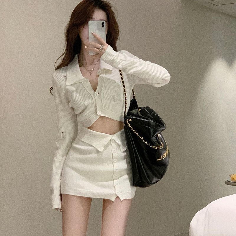 Bộ Đồ Gió Áo Dài Tay Dệt Kim Ve Áo Mùa Thu Cho Nữ + Bộ Hai Món Váy Ôm Hông